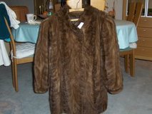 Ladies mink jacket in Stuttgart, GE